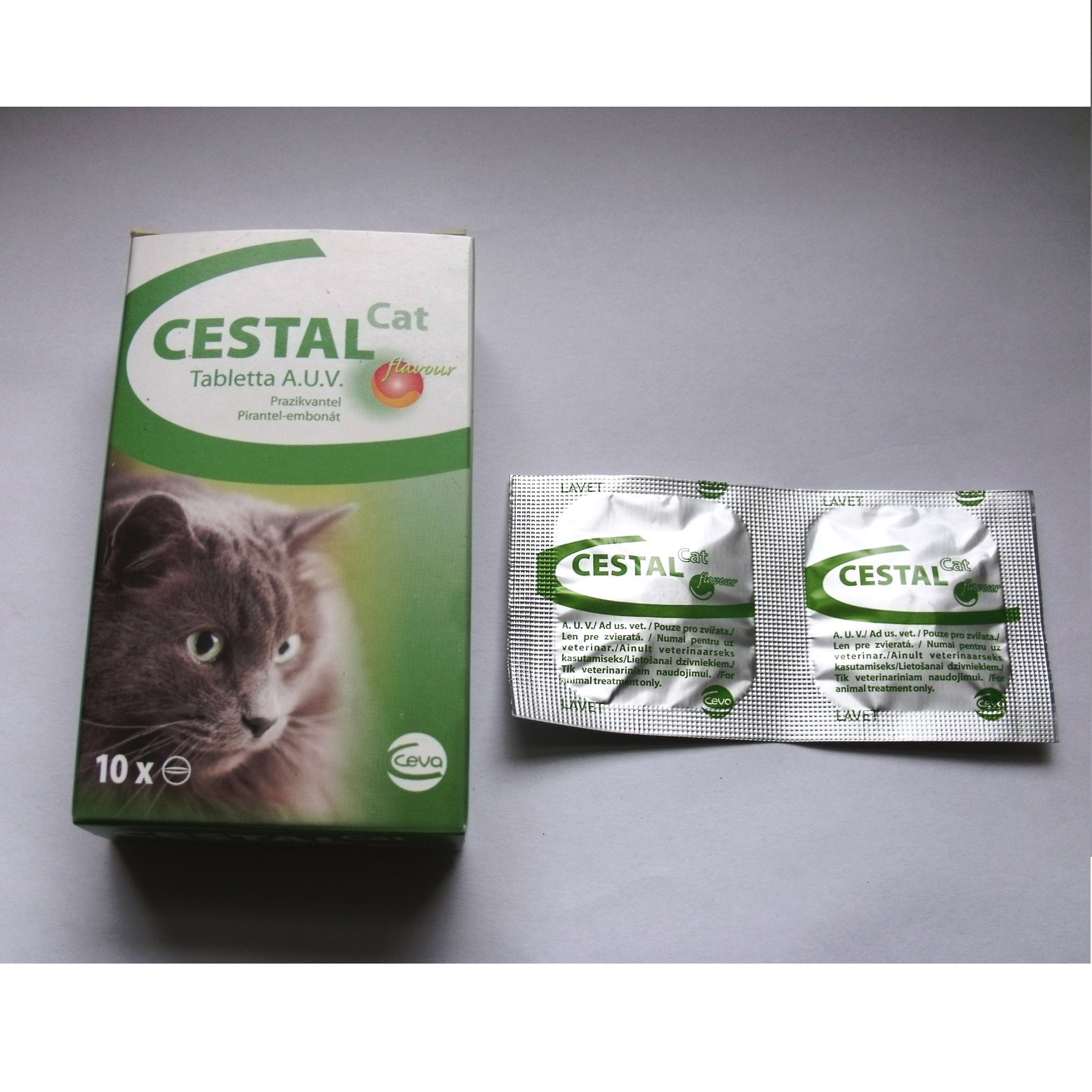 Таблетки  для котів Ceva Цестал Кет від глистів, зі смаком печінки, №8 - 3